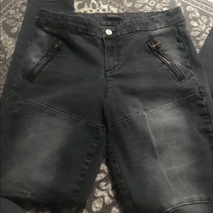 Guess skinny black jeans size 29